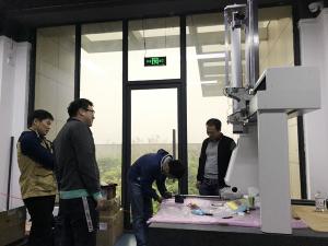 2017年10月17日中午技术人员三坐标安装-***天